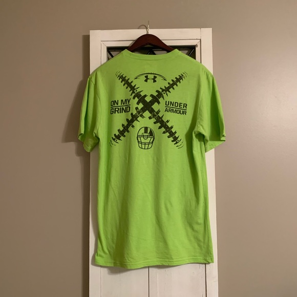 Under Armour T-Shirt - Picture 3 of 5